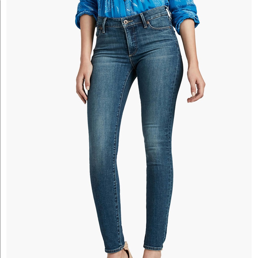 🎉2/$50 Lucky Brand Hayden Skinny Slimming Jeans